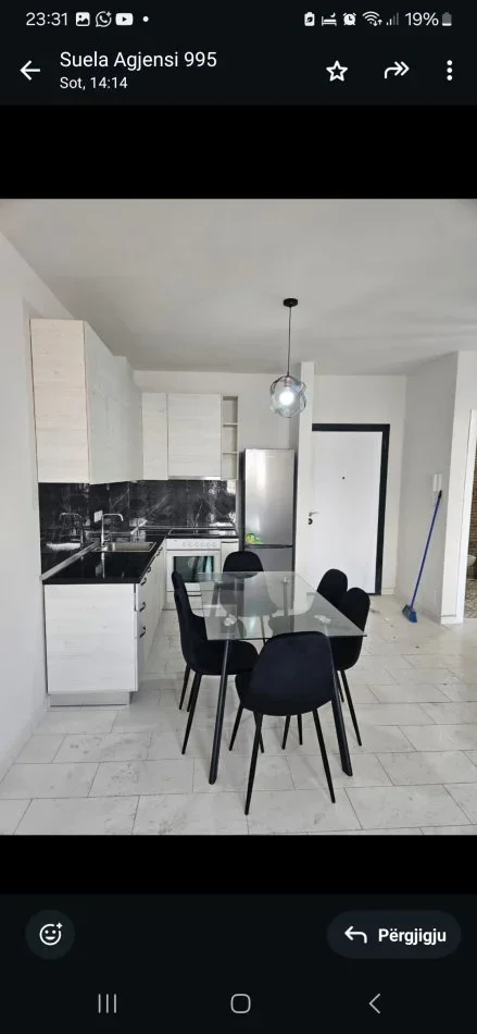 Tirane, jepet me qera apartament 1+1+Ballkon Kati 11, 65 m² 500 € (Rruga e kavajes)