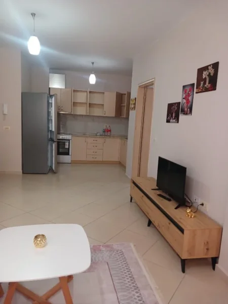 Tirane, jepet me qera apartament 2+1+Ballkon Kati 5, 120 m² 450 € (Teodor Keko)
