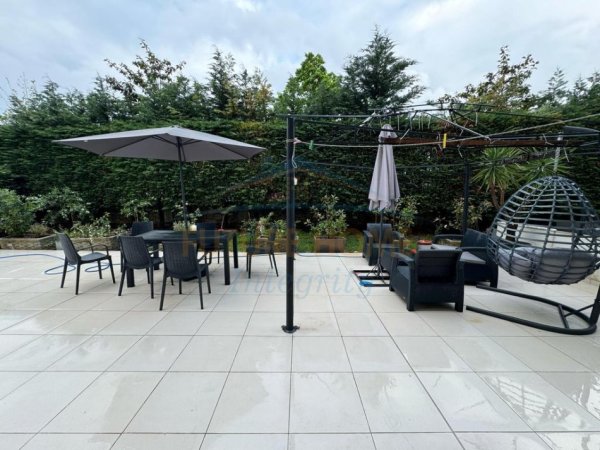 Tirane, jepet me qera apartament 2+1+Verande,  Kati 0, 1.200 € (Rezidenca Touch of the Sun)