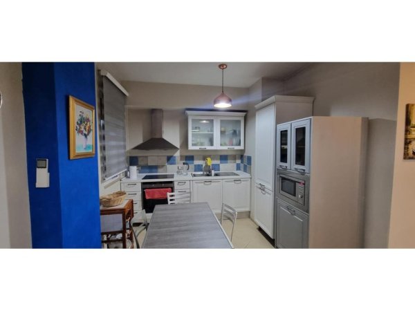 Tirane, shitet apartament 1+1 Kati 3, 56 m² 135.000 € (Bulevardi Bajram Curri)
