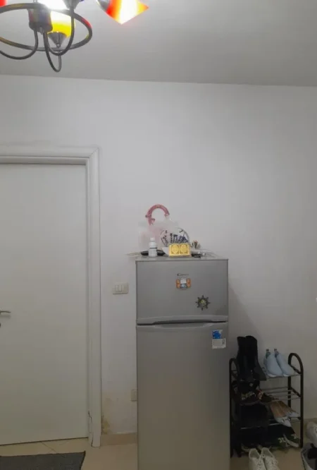 Tirane, jepet me qera apartament 1+1 Kati 2, 55 m² 300 € (Teodor keko)