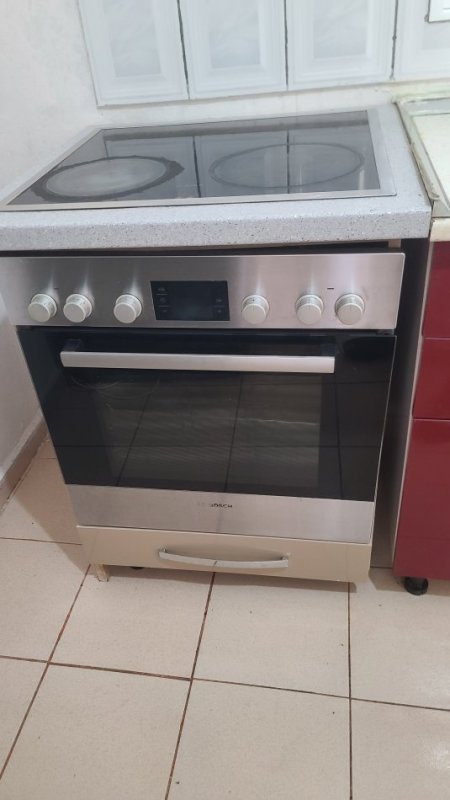 Tirane, shes Mobilje&Elektroshtepiake te perdorura ne gjendje shume te mire 0683312510