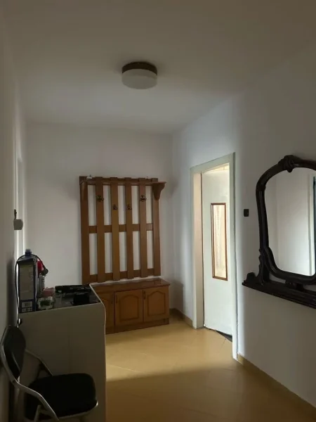 Tirane, jepet me qera apartament 1+1+Aneks+Ballkon Kati 4, 70 m² 380 € (Rruga Ali Demi, Tirane)