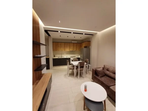 Tirane, shitet apartament 1+1+Ballkon Kati 8, 64 m² 123.000 € (Misto Mame)