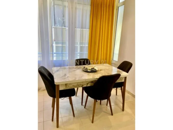 Durres, shitet , 50 m² 58.000 € (NE ZONEN E SHKEMBIT TE KAVAJES!)