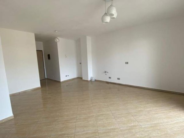 Tirane, shitet apartament 2+1+BLK Kati 3, 103 m² 127.000 Euro (TV Klan)