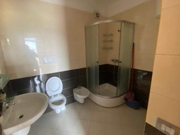 Tirane, shitet apartament 2+1+BLK Kati 3, 103 m² 127.000 Euro (TV Klan)