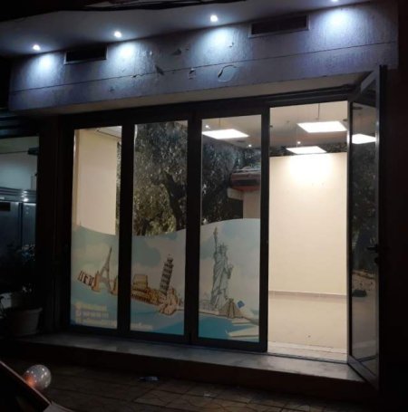 Tirane, jepet me qera dyqan Kati 0, 35 m² 25.000 Leke (RR. IBRAHIM KODRA)