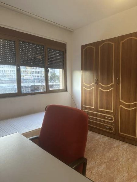 Tirane, jepet me qera apartament 2+1+BLK Kati 2, 50 m² 400 Euro (Don Bosko)