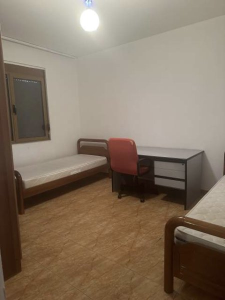 Tirane, jepet me qera apartament 2+1+BLK Kati 2, 50 m² 400 Euro (Don Bosko)