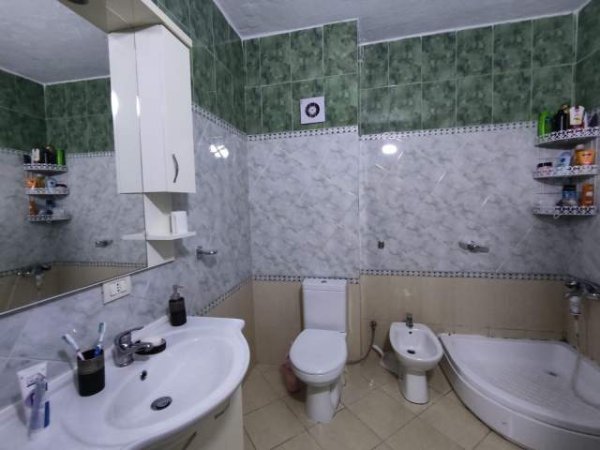 Tirane, shitet apartament 2+1+A+BLK Kati 2, 114 m² 125.000 Euro (Rruga e Dibres)