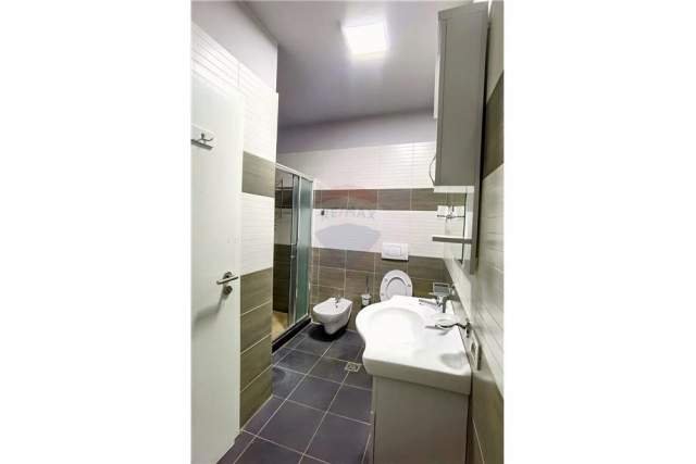 Tirane, shitet apartament 2+1+BLK Kati 3, 93 m² 153.000 Euro (Frosina Plaku)
