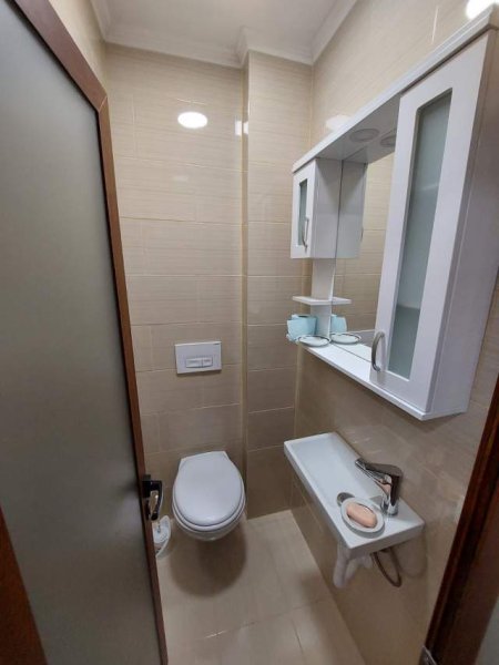 Tirane, shes apartament 2+1 Kati 3, 99 m² 140.000 Euro (Rruga Elbasanit)