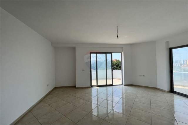 Tirane, shitet apartament 2+1+BLK Kati 7, 90 m² 56.000 Euro (kamez)