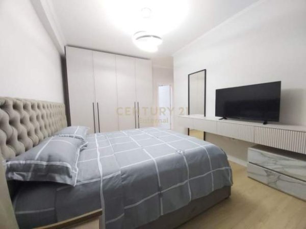 Tirane, jepet me qera apartament 2+1+BLK Kati 3, 100 m² 800 Euro (Pazari i Ri)