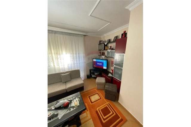 Tirane, jepet me qera apartament 2+1+A+BLK Kati 1, 89 m² 500 Euro (Don Bosko)