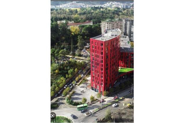 Tirane, shitet apartament Kati 2, 220 m² 2.000 Euro/m2 (rruga faik konica)
