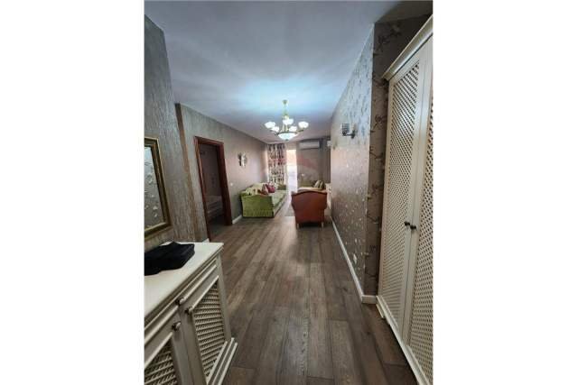 Tirane, jepet me qera apartament 68 m² 600 Euro (garda)