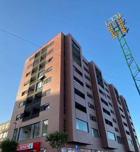 Durres, jepet me qera apartament 2+1+A+BLK Kati 3, 350 Euro (Stadiumi,Dr)