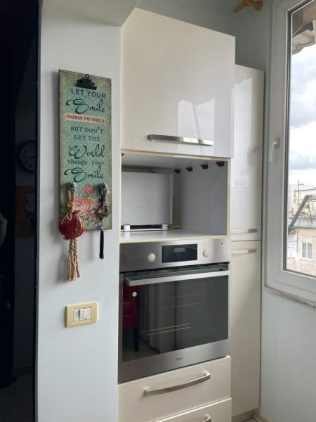 Tirane, jepet me qera 1+1 Kati 5, 70 m² 400 Euro