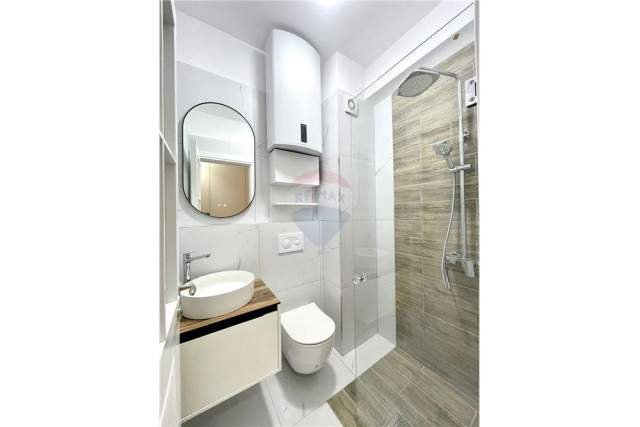 Tirane, jepet me qera apartament 2+1+A+BLK Kati 3, 100 m² 800 Euro (Rruga e Barrikadave)