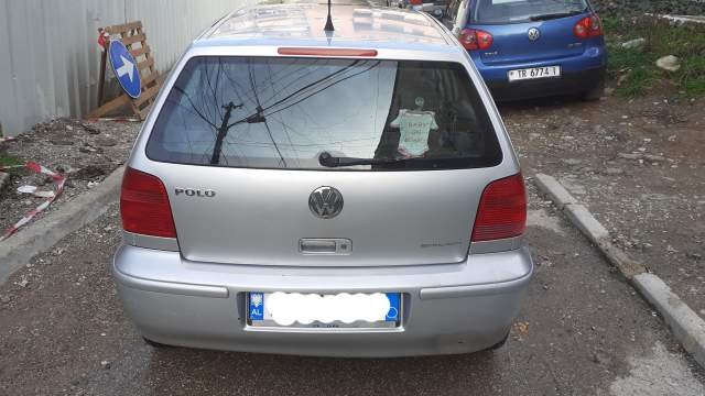 Tirane, shes makine Volkswagen POLO Viti 2001, 1.700 Euro