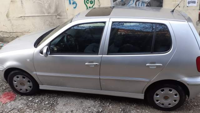 Tirane, shes makine Volkswagen POLO Viti 2001, 1.700 Euro