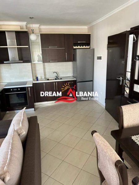 Tirane, jepet me qera apartament 2+1+BLK Kati 5, 110 m² 500 Euro (Don Bosko)