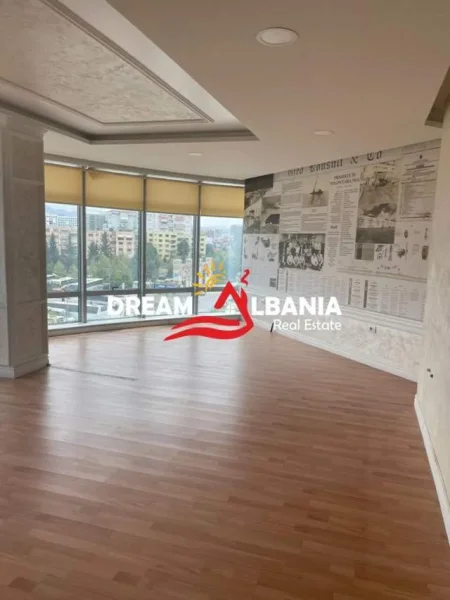 Tirane, shitet zyre Kati 4, 336 m² 403.200 Euro (Prane spitalit Hygeia ne Tirane)