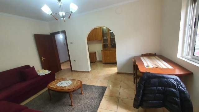 Tirane, shes apartament 1+1+BLK Kati 2, 60 m² 72.000 Euro (Rruga e Kavajes)