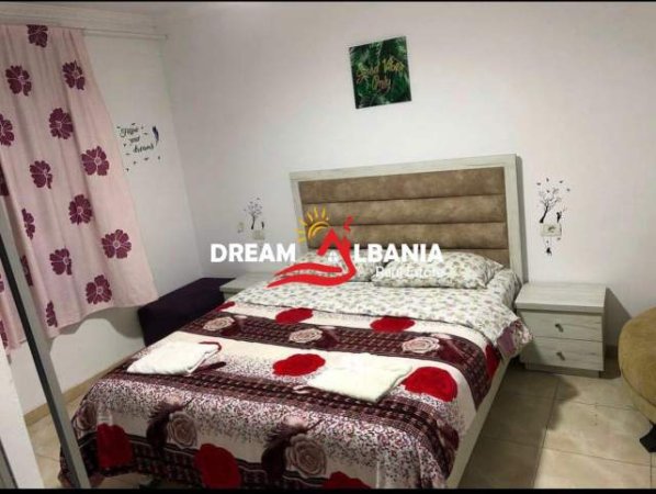 Tirane, jepet me qera hotel Kati 1, 800 m² 1.000 Euro (Laprake)