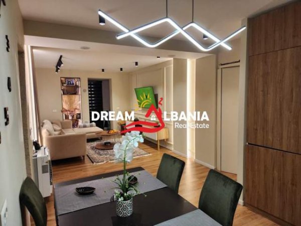 Tirane, jepet me qera apartament 2+1+BLK Kati 2, 80 m² 500 Euro