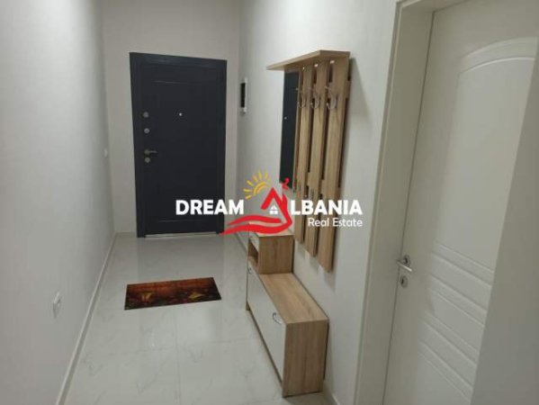 Tirane, jepet me qera apartament 1+1+BLK Kati 1, 50 m² 350 Euro (Prane shkolles se Kuqe)