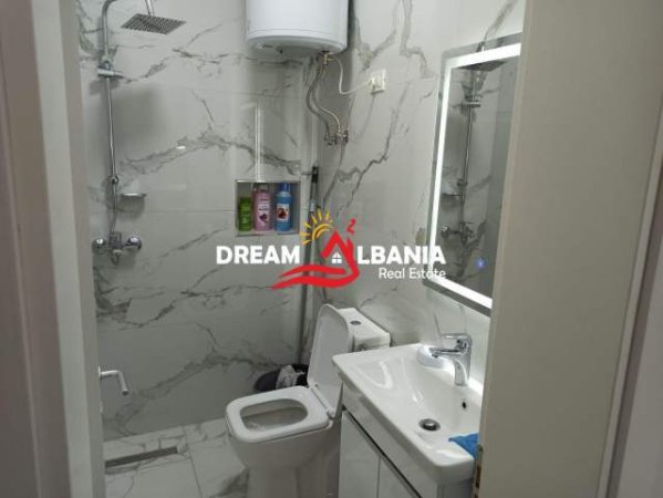Tirane, jepet me qera apartament 1+1+BLK Kati 1, 50 m² 350 Euro (Prane shkolles se Kuqe)