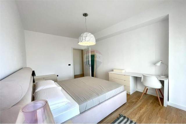Tirane, jepet me qera apartament 2+1+BLK Kati 6, 100 m² 800 Euro (Rruga Barrikadave)