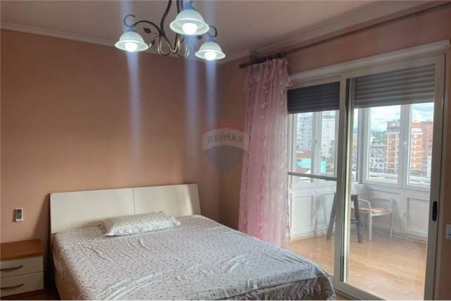 Tirane, jepet me qera apartament 3+1+BLK Kati 5, 115 m² 600 Euro (Rruga e Kavajes)