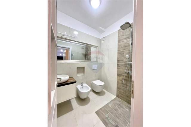 Tirane, jepet me qera apartament 2+1+BLK Kati 6, 100 m² 800 Euro (rruga e Barrikadave)