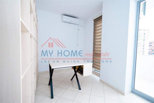 Tirane, jepet me qera zyre Kati 4, 77 m² 600 Euro (qender)