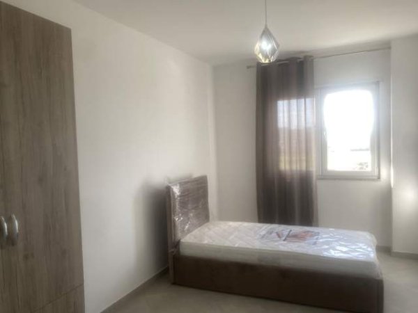 Tirane, jepet me qera apartament Kati 3, 90 m² 400 Euro (ASTIR)