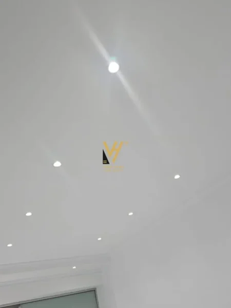 Tirane, jepet me qera dyqan Kati 0, 41 m² 800 € (RRUGA 4 DESHMORET)