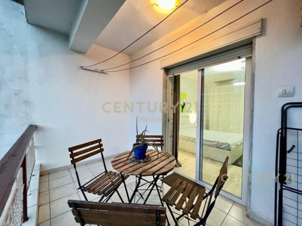 Tirane, jepet me qera apartament 2+1 Kati 4, 120 m² 850 € (Komuna Parisit)
