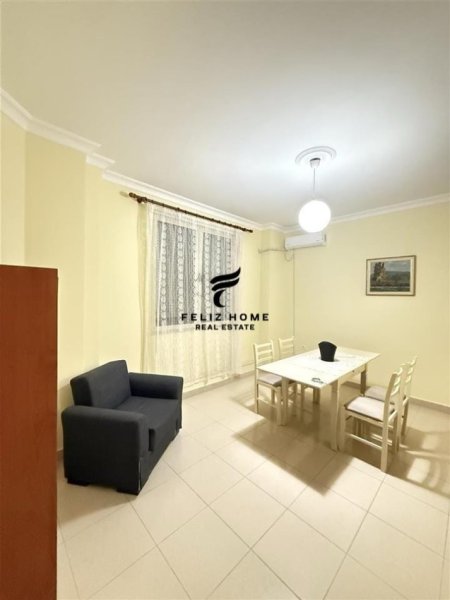 Tirane, jepet me qera apartament 2+1+Ballkon Kati 1, 100 m² 600 € (DON BOSKO)