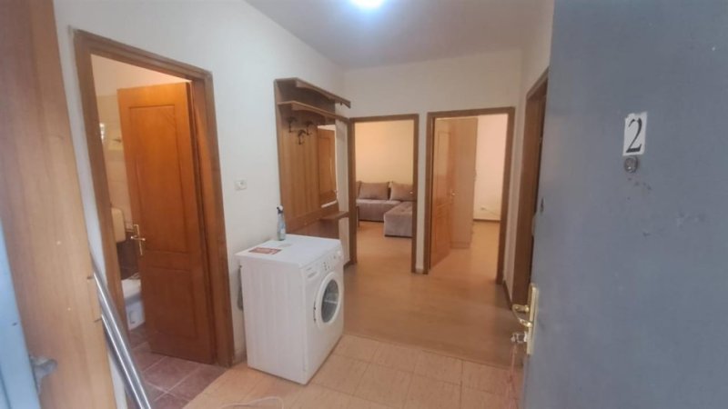 Tirane, jepet me qera apartament 2+1 Kati 1, 74 m² 500 € (Porcelan)