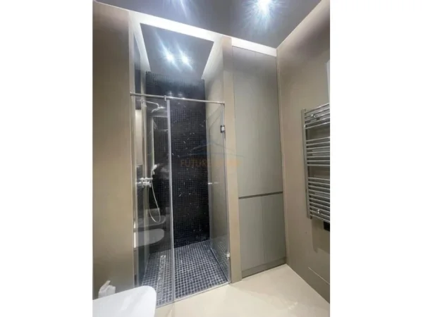 Tirane, jap me qera apartament 1+1 Kati 5, 76 m² 850 € (Rruga e Kavajes)
