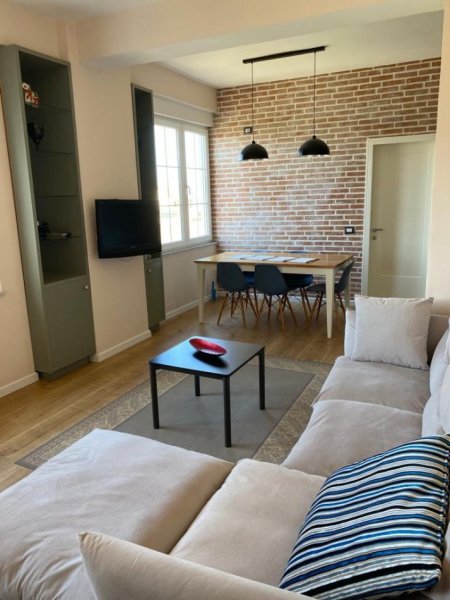 Tirane, shitet 2+1+Aneks+Ballkon Kati 4, 105 m² 169.000 € (Qytet Studenti)