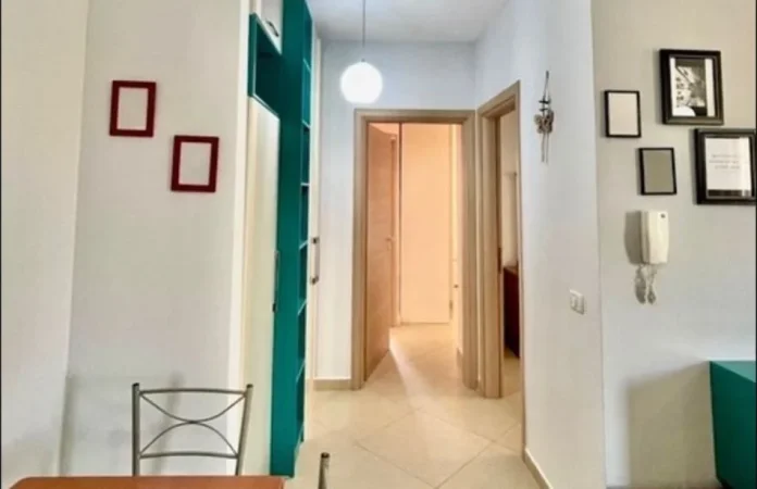Tirane, jepet me qera apartament 2+1+Aneks+Ballkon Kati 3, (kopshti zoologjik)