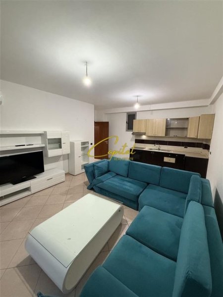 Tirane, shitet apartament 2+1 Kati 3, 88 m² 130.000 € (YZBERISHT)