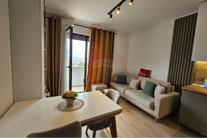 Tirane, jepet me qera apartament 1+1 Kati 8, 62 m² 600 € (Don Bosko)