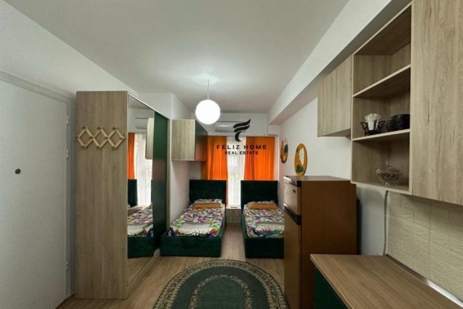 Tirane, jepet me qera garsonier 1+1 Kati 1, 30 m² 300 € (ALI DEMI)