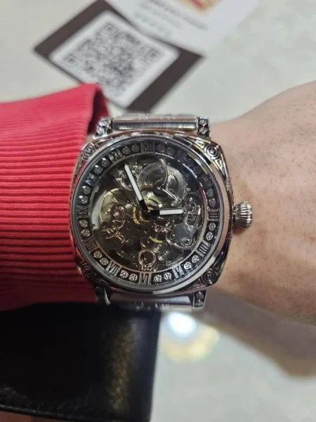 Tirane, shes **Ora Automatike – Super Dizajn, Super Klas!** 40 €